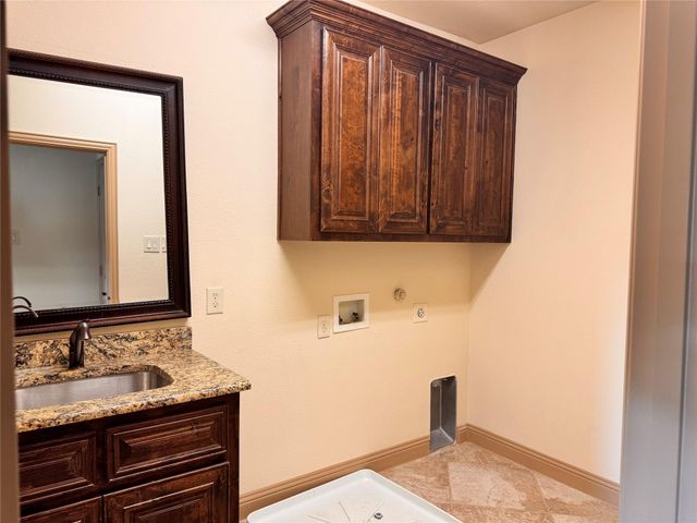9001 Blue Water Drive, Plano, TX 75025