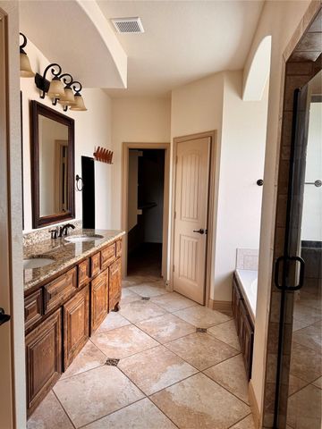 9001 Blue Water Drive, Plano, TX 75025