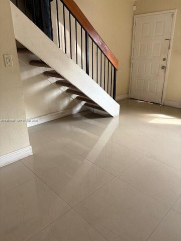 680 NW 82nd Pl 261, Miami, FL 33126