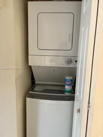 680 NW 82nd Pl 261, Miami, FL 33126