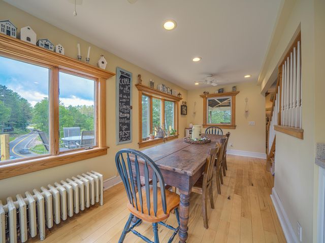 11 North Point Rd, Long Lake, NY 12847