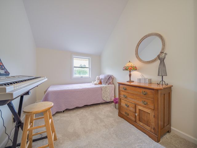 11 North Point Rd, Long Lake, NY 12847