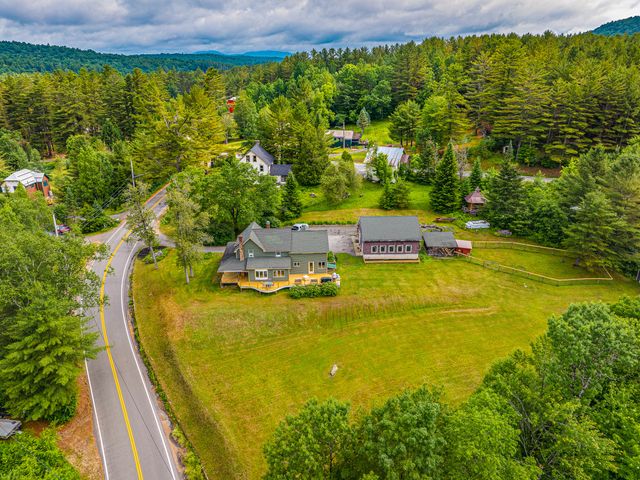 11 North Point Rd, Long Lake, NY 12847