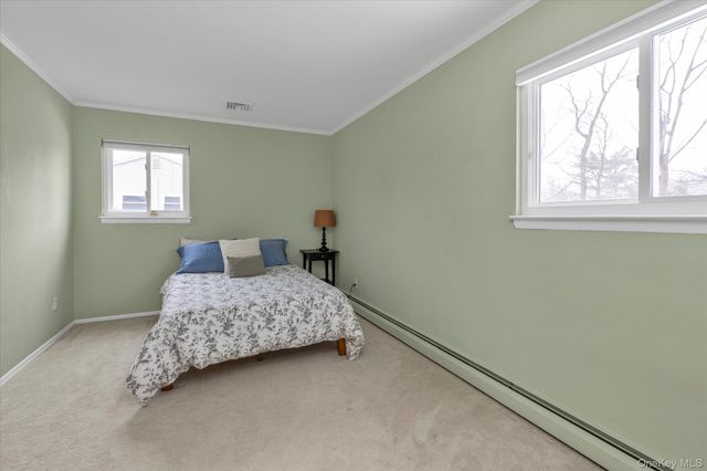 111 Cocks Lane, Locust Valley, NY 11560