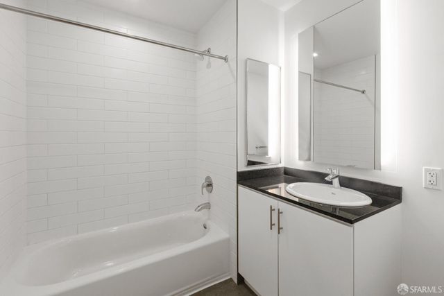 280 Spear Street 4P, San Francisco, CA 94105