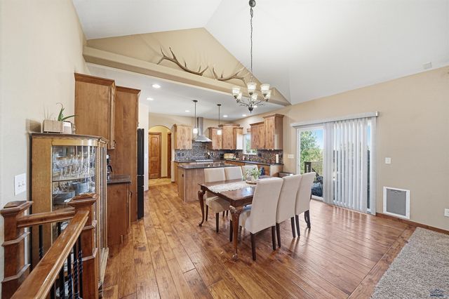 6436 DUNSMORE RD, Rapid City, SD 57702