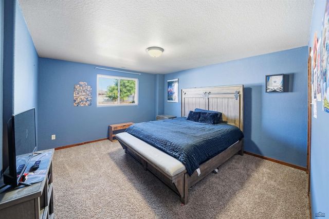 6436 DUNSMORE RD, Rapid City, SD 57702