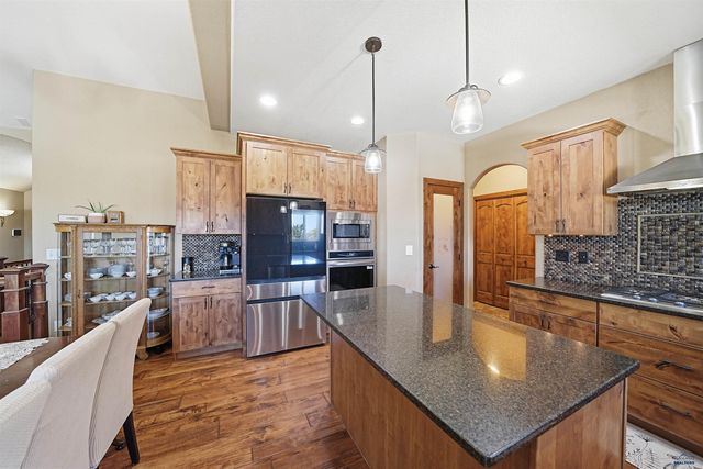 6436 DUNSMORE RD, Rapid City, SD 57702