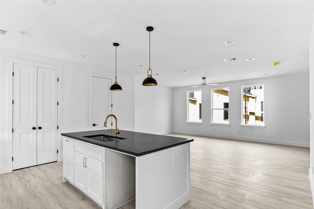 4711 Sylvester Street, Dallas, TX 75219