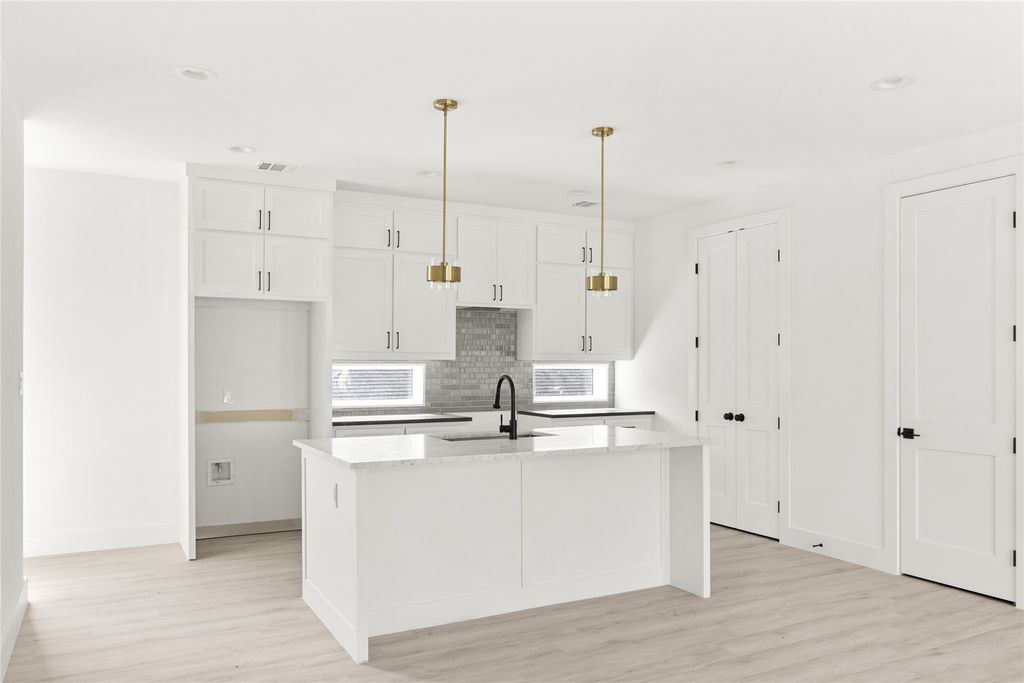 4711 Sylvester Street, Dallas, TX 75219