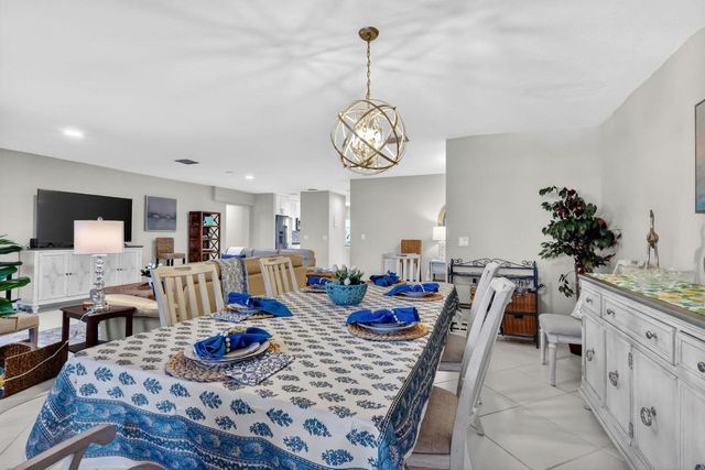 1100 Surf Road 201, Singer Island, FL 33404