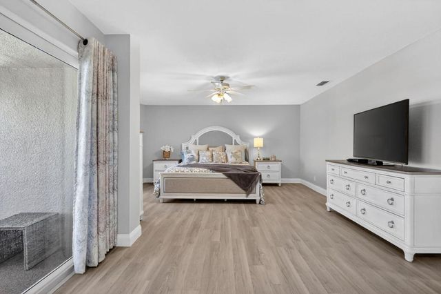 1100 Surf Road 201, Singer Island, FL 33404