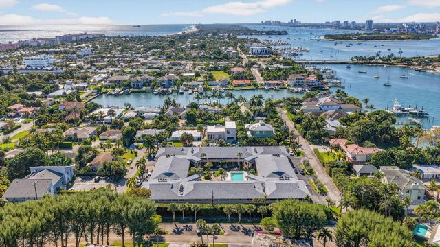 1100 Surf Road 201, Singer Island, FL 33404