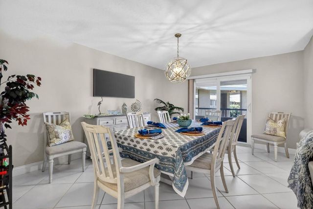 1100 Surf Road 201, Singer Island, FL 33404