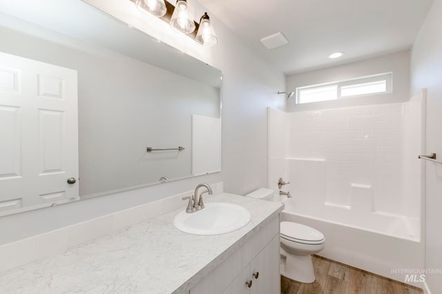 13707 Nisene Ct, Caldwell, ID 83607