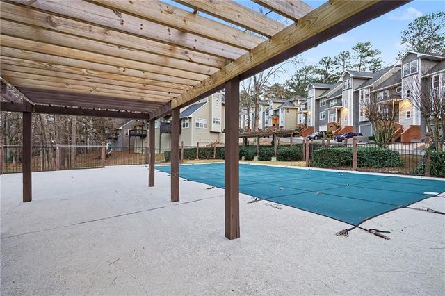 106 Ivy Green SE Court, Marietta, GA 30067