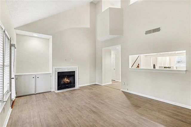 106 Ivy Green SE Court, Marietta, GA 30067