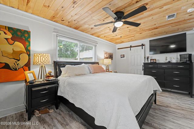 709 Pine Hills Road, Ocean Springs, MS 39564