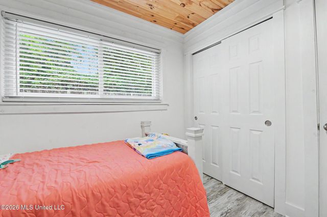 709 Pine Hills Road, Ocean Springs, MS 39564