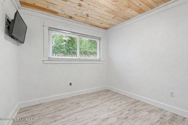 709 Pine Hills Road, Ocean Springs, MS 39564