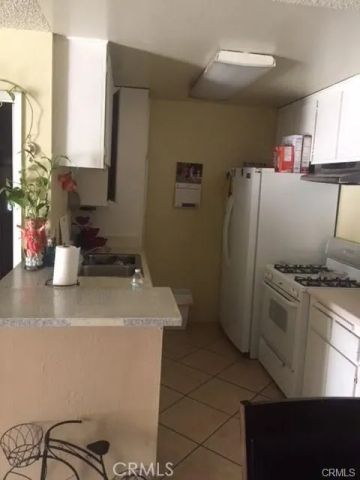 801 S Lyon Street H-3, Santa Ana, CA 92705