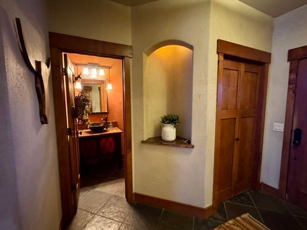 4505 12th Avenue S, Great Falls, MT 59405 photo 3