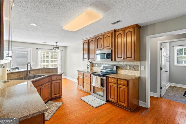 2120 Post Oak Court, Mcdonough, GA 30252