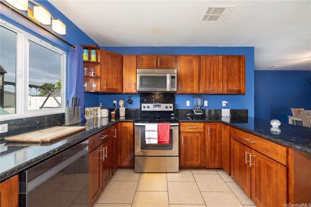 84-575 Kili Drive 67, Waianae, HI 96792