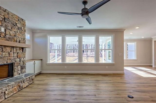 162 Northern Spy Drive, Clarkesville, GA 30523