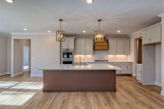 162 Northern Spy Drive, Clarkesville, GA 30523