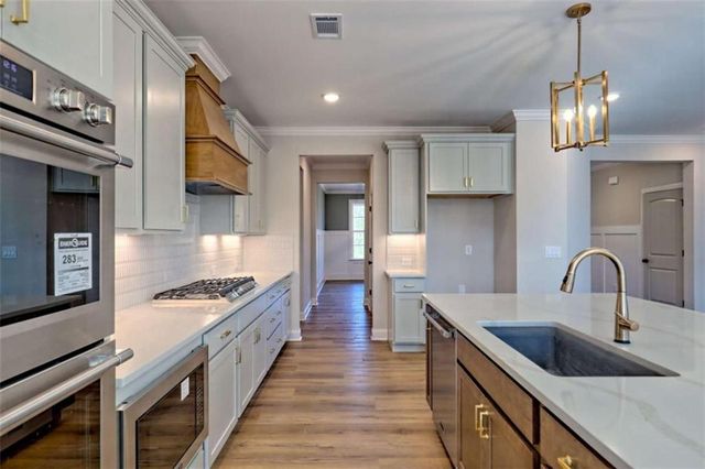 162 Northern Spy Drive, Clarkesville, GA 30523