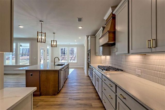 162 Northern Spy Drive, Clarkesville, GA 30523