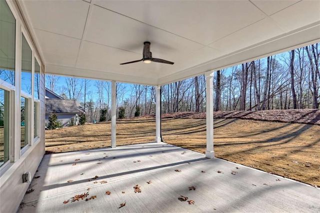 162 Northern Spy Drive, Clarkesville, GA 30523