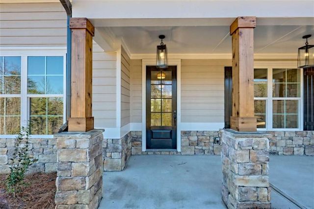 162 Northern Spy Drive, Clarkesville, GA 30523