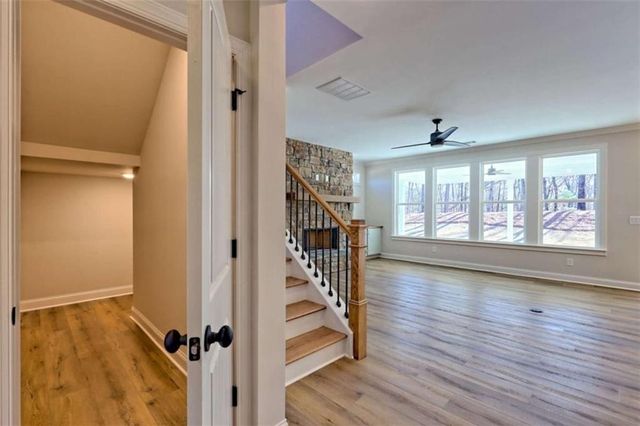 162 Northern Spy Drive, Clarkesville, GA 30523