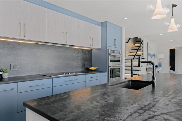 259 Taylor Road, Portsmouth, RI 02871