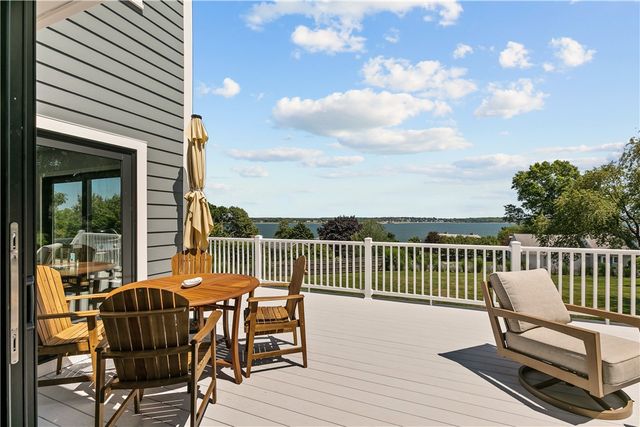 259 Taylor Road, Portsmouth, RI 02871