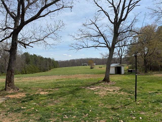 6218 Old Evergreen Road, Appomattox, VA 24522