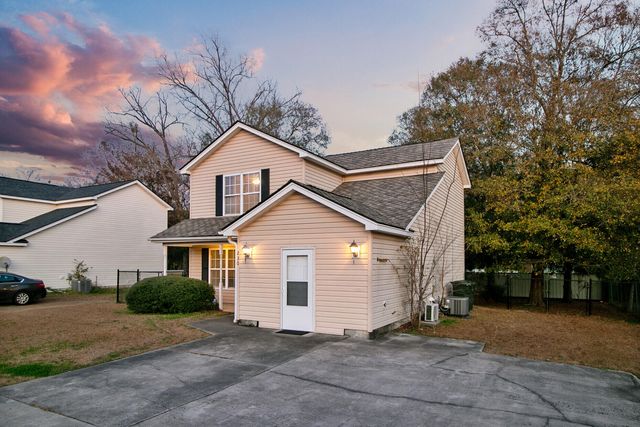 230 Lindy Creek Road, Goose Creek, SC 29445