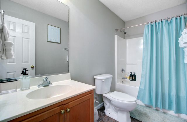 230 Lindy Creek Road, Goose Creek, SC 29445