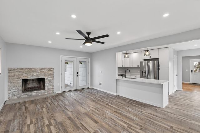 8912 Tretbaugh Drive, Bloomington, MN 55431