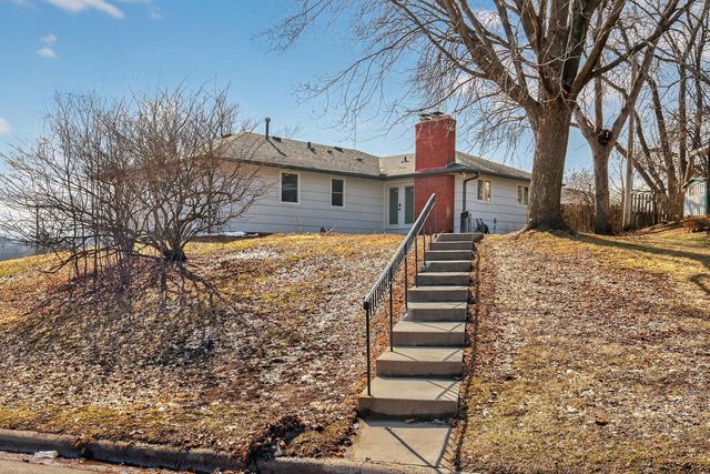 8912 Tretbaugh Drive, Bloomington, MN 55431