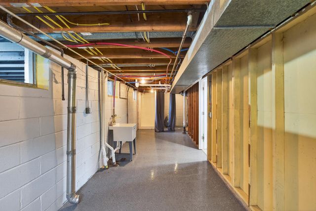 8912 Tretbaugh Drive, Bloomington, MN 55431