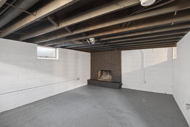 8912 Tretbaugh Drive, Bloomington, MN 55431