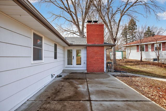 8912 Tretbaugh Drive, Bloomington, MN 55431