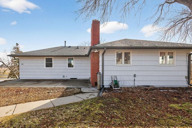 8912 Tretbaugh Drive, Bloomington, MN 55431