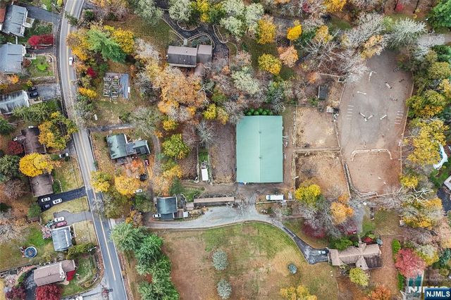 695 Ramapo Valley Road, Oakland, NJ 07436