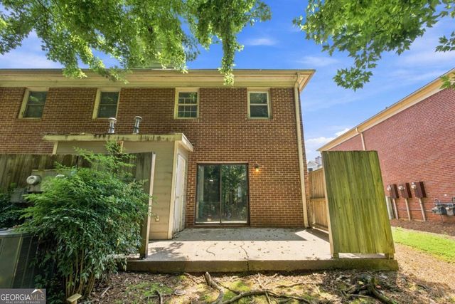 136 Sterling Court, Alpharetta, GA 30004