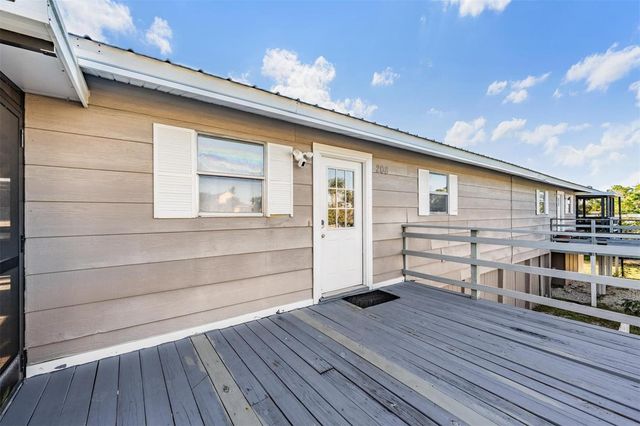 208 S CANAL STREET, Ruskin, FL 33570