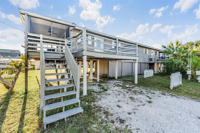 208 S CANAL STREET, Ruskin, FL 33570